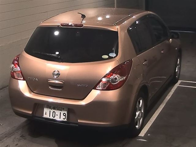 NISSAN TIIDA 2009