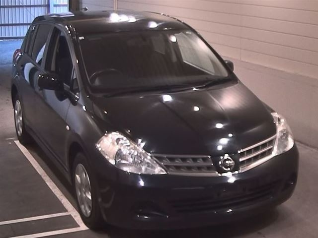 NISSAN TIIDA 2008
