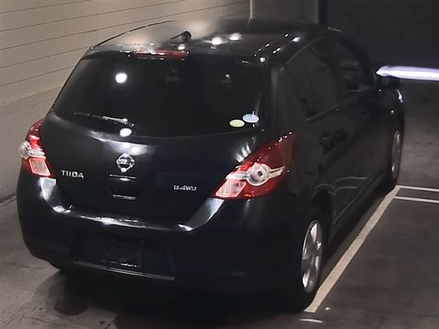 NISSAN TIIDA 2008