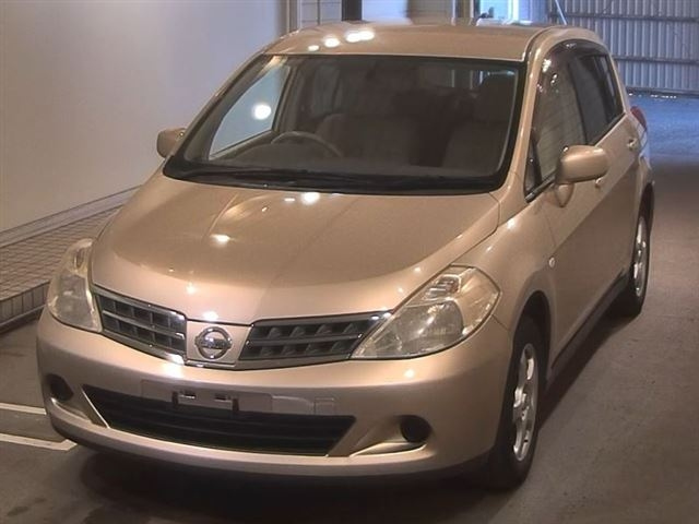 NISSAN TIIDA 2008