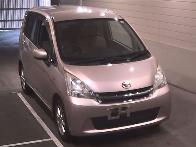 DAIHATSU MOVE 2012