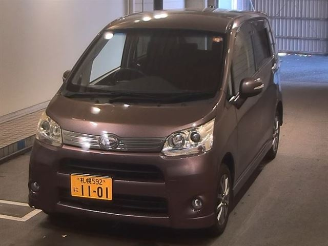 DAIHATSU MOVE 2011
