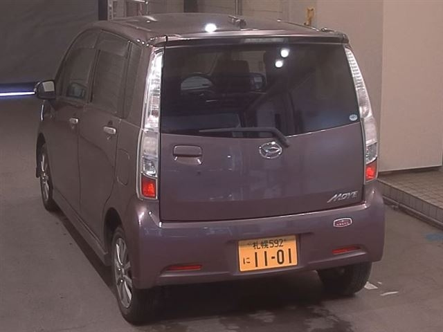 DAIHATSU MOVE 2011