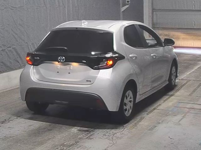 TOYOTA YARIS 2021