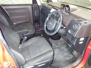 TOYOTA PORTE 2018