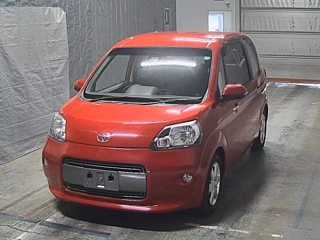 TOYOTA PORTE 2018
