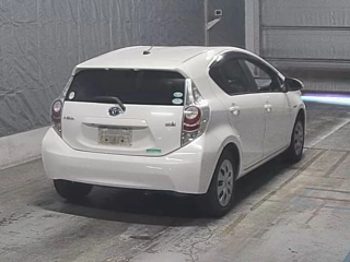 TOYOTA AQUA 2014