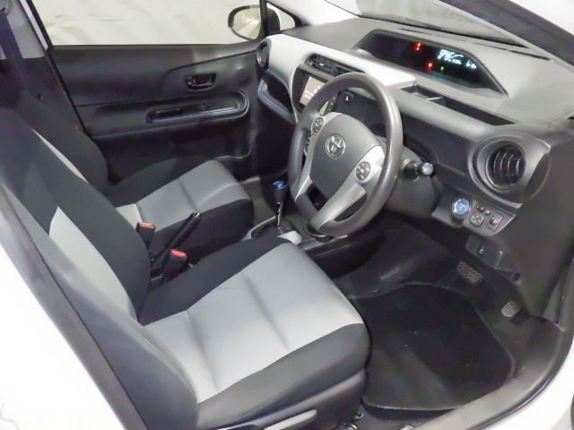 TOYOTA AQUA 2014