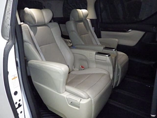 TOYOTA ALPHARD 2015