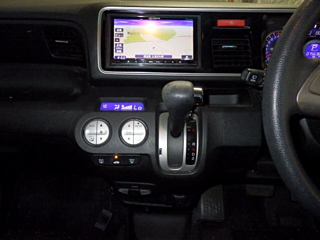 HONDA LIFE 2011