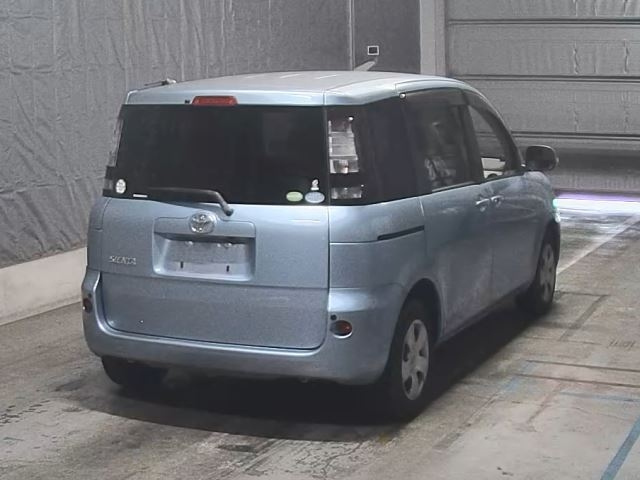 TOYOTA SIENTA 2012