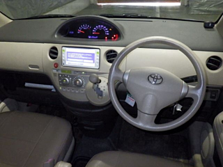 TOYOTA SIENTA 2012