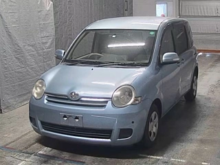 TOYOTA SIENTA 2012