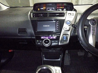 TOYOTA PRIUS ALPHA 2019