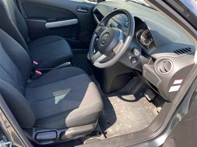 MAZDA DEMIO 2012