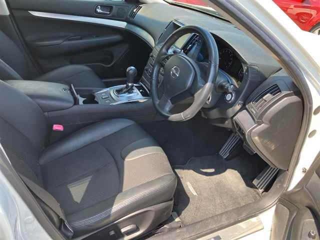 NISSAN SKYLINE 2010