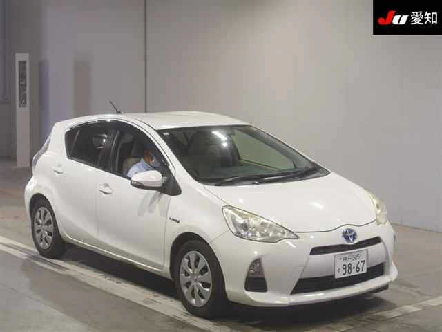 TOYOTA AQUA 2012