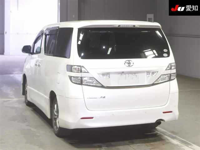 TOYOTA VELLFIRE 2009