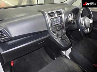 TOYOTA RACTIS 2012