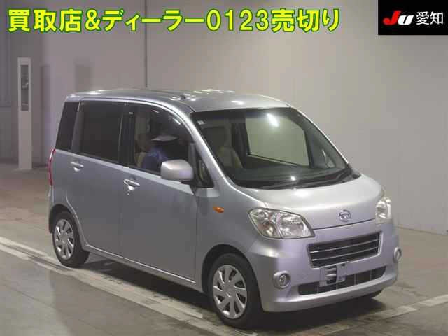 DAIHATSU TANTO EXE 2011