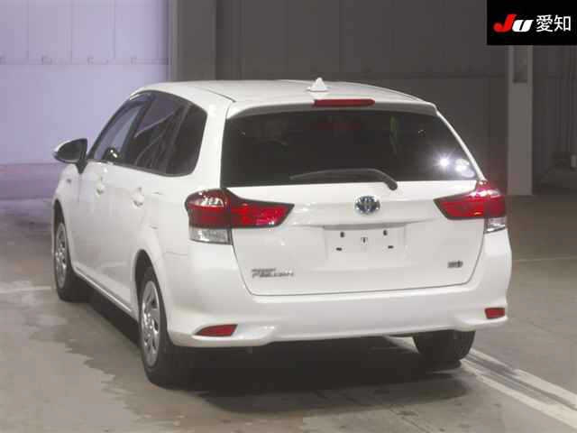 TOYOTA COROLLA FIELDER 2018