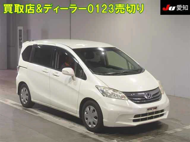 HONDA FREED 2012