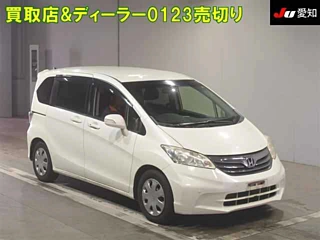 HONDA FREED 2012