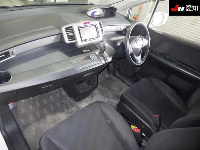 HONDA FREED 2012