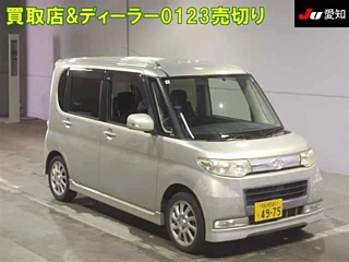 DAIHATSU TANTO 2009