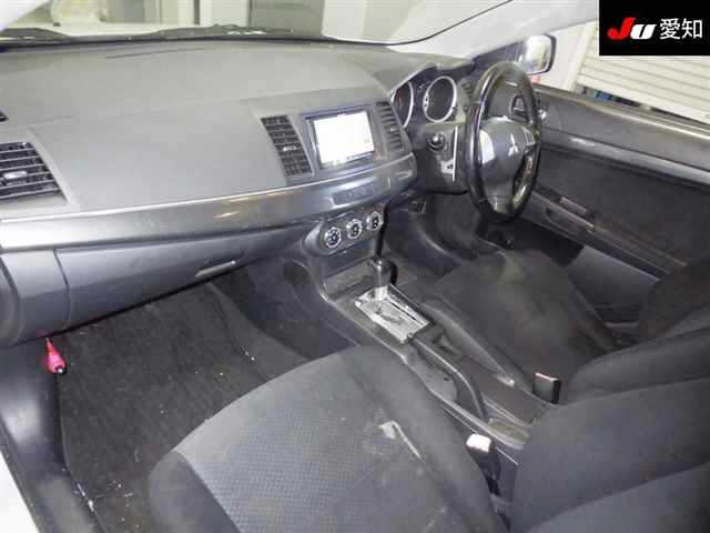 MITSUBISHI GALANT FORTIS 2010