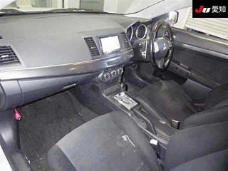 MITSUBISHI GALANT FORTIS 2010
