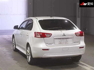 MITSUBISHI GALANT FORTIS 2010
