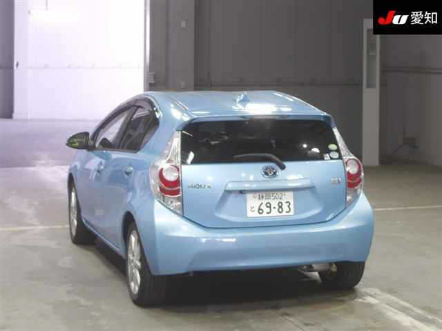 TOYOTA AQUA 2013