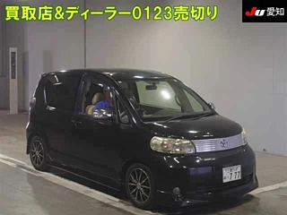 TOYOTA PORTE 2009