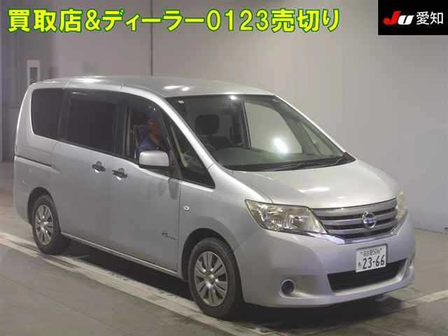 NISSAN SERENA 2013