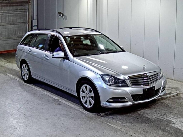 MERCEDES BENZ C CLASS WAGON 2013