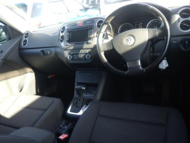VOLKSWAGEN TIGUAN 2010