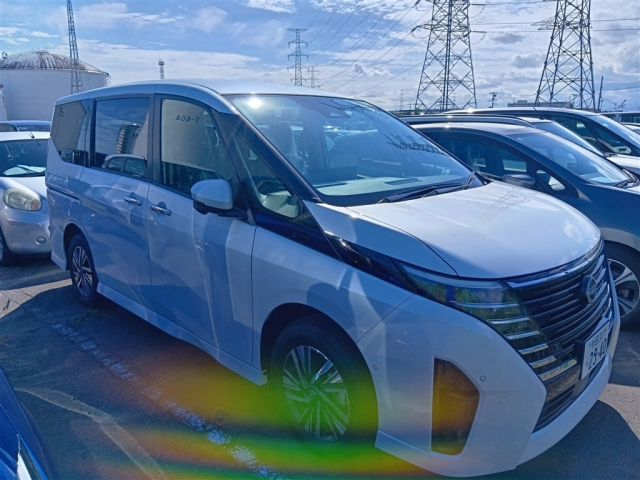NISSAN SERENA 2024