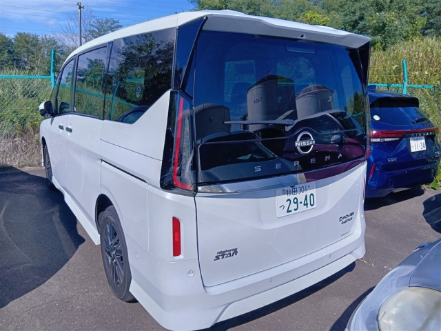 NISSAN SERENA 2024