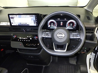 NISSAN SERENA 2023