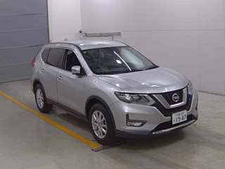 NISSAN X-TRAIL 2018