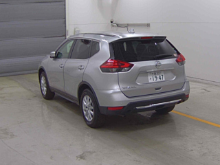 NISSAN X-TRAIL 2018