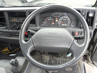 ISUZU ELF 2012