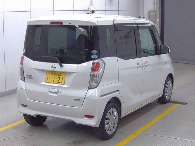 NISSAN DAYZ ROOX 2015