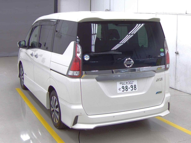 NISSAN SERENA 2018