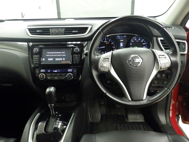 NISSAN X-TRAIL 2014
