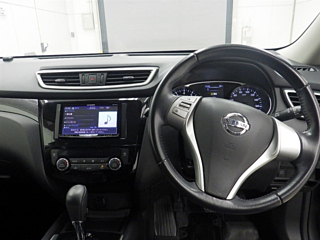 NISSAN X-TRAIL 2015