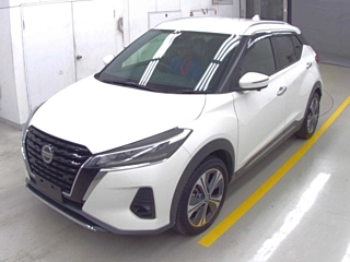 NISSAN KIX 2020