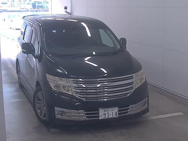 NISSAN ELGRAND 2011