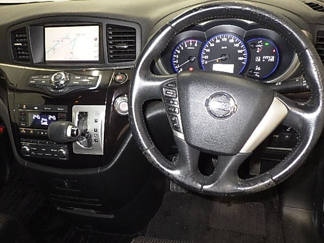 NISSAN ELGRAND 2010
